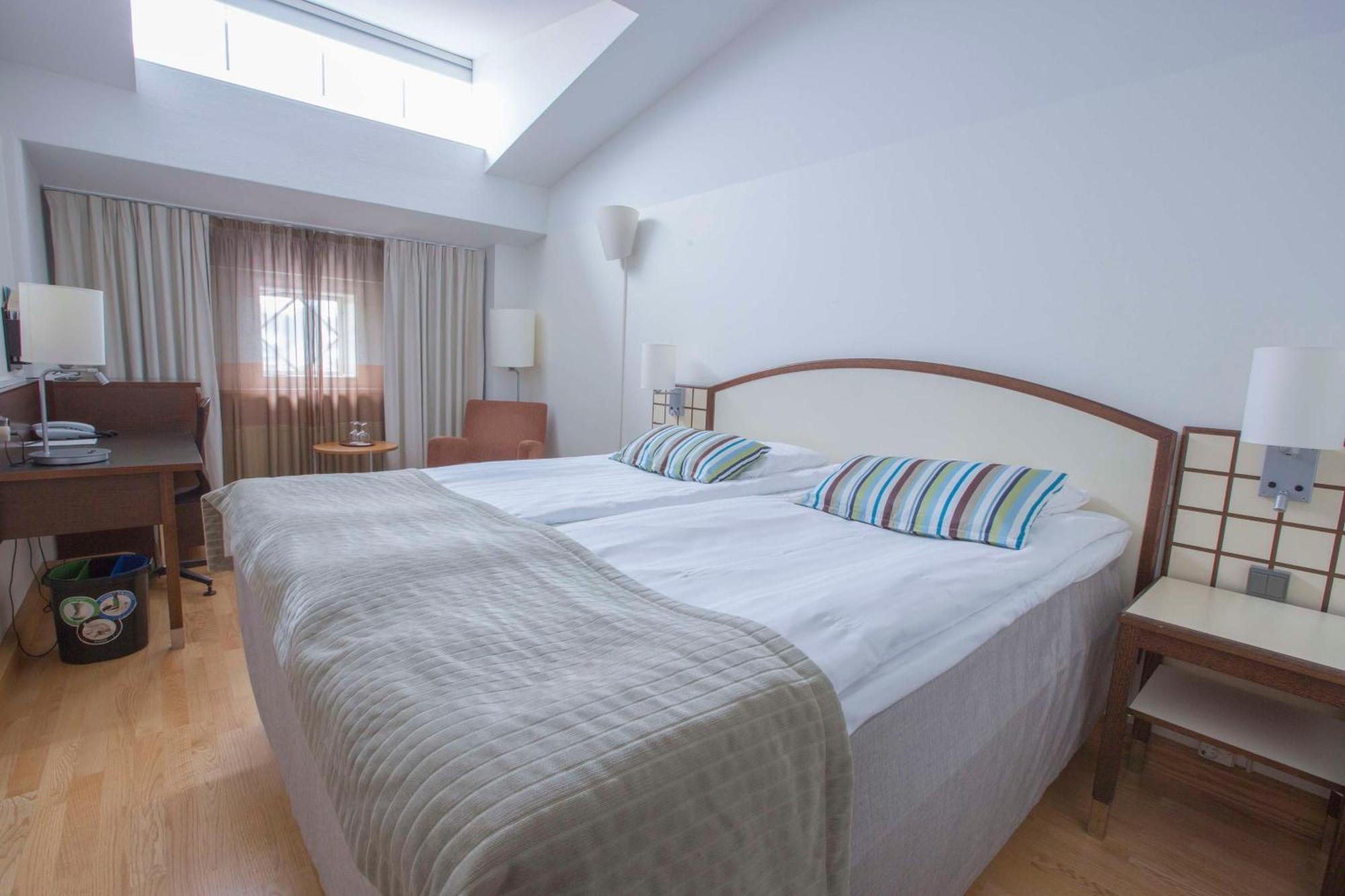 Standard King Room,1742638226:JPEG